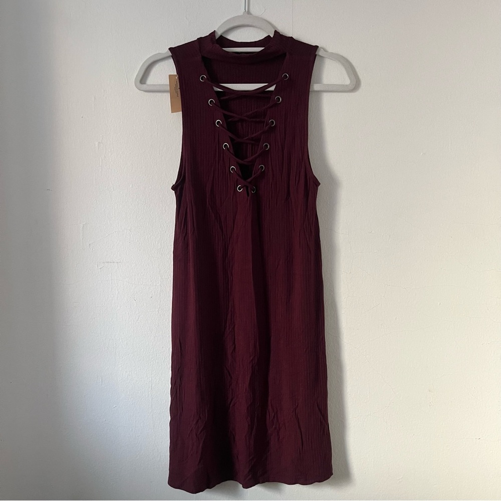 NWT American Eagle maroon lace-up shift dress